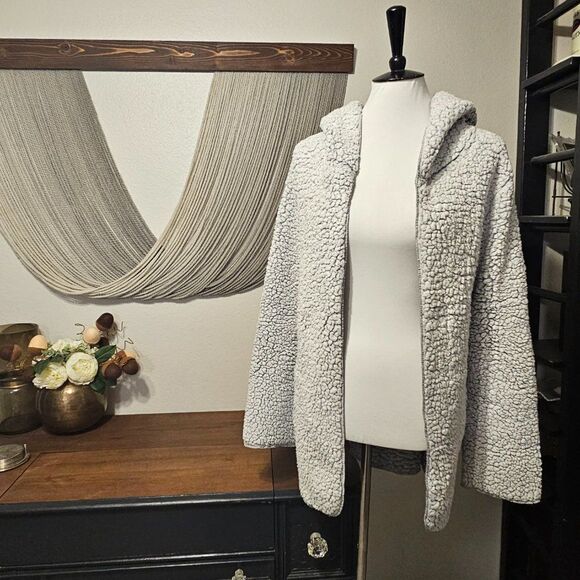Victoria's Secret PINK Sherpa Open Cardigan Sz OS - Picture 2 of 5
